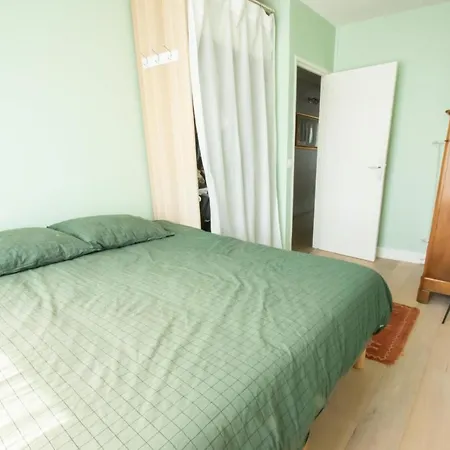 Quiet Apt Near Montmartre Apartment *